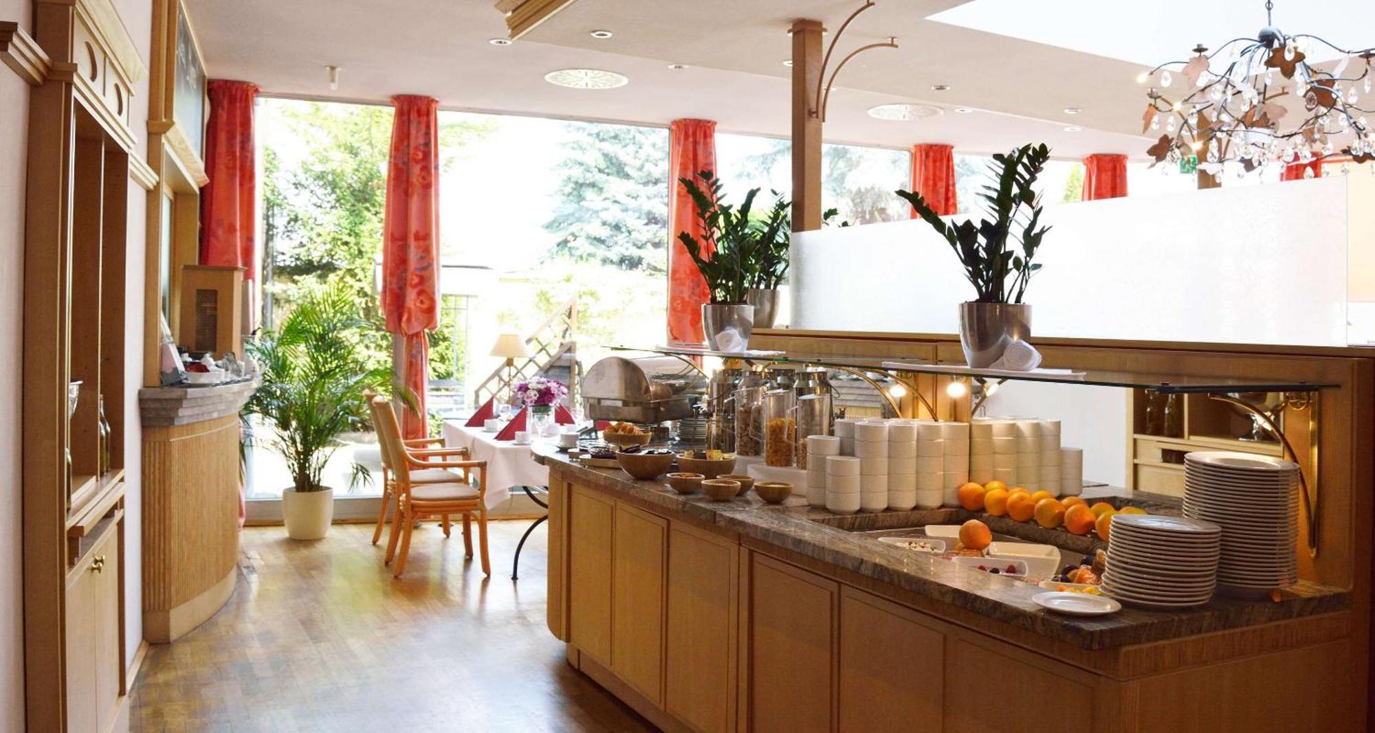 Best Western Hotel Halle-Merseburgo Exterior foto